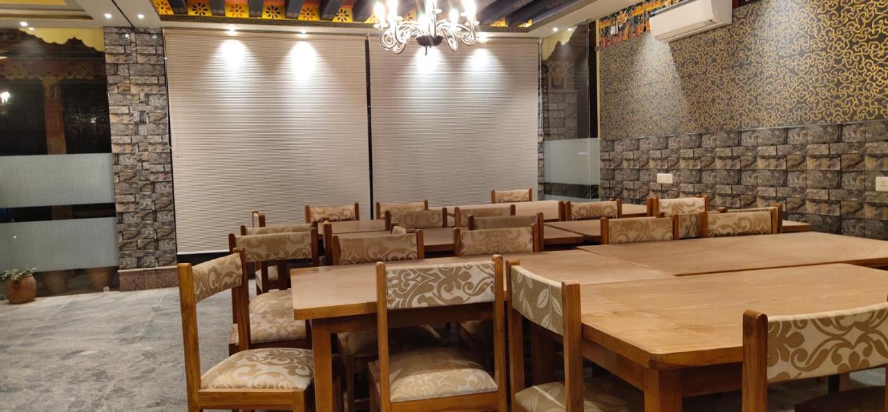 White Dragon Hotel Punakha Ngoại thất bức ảnh